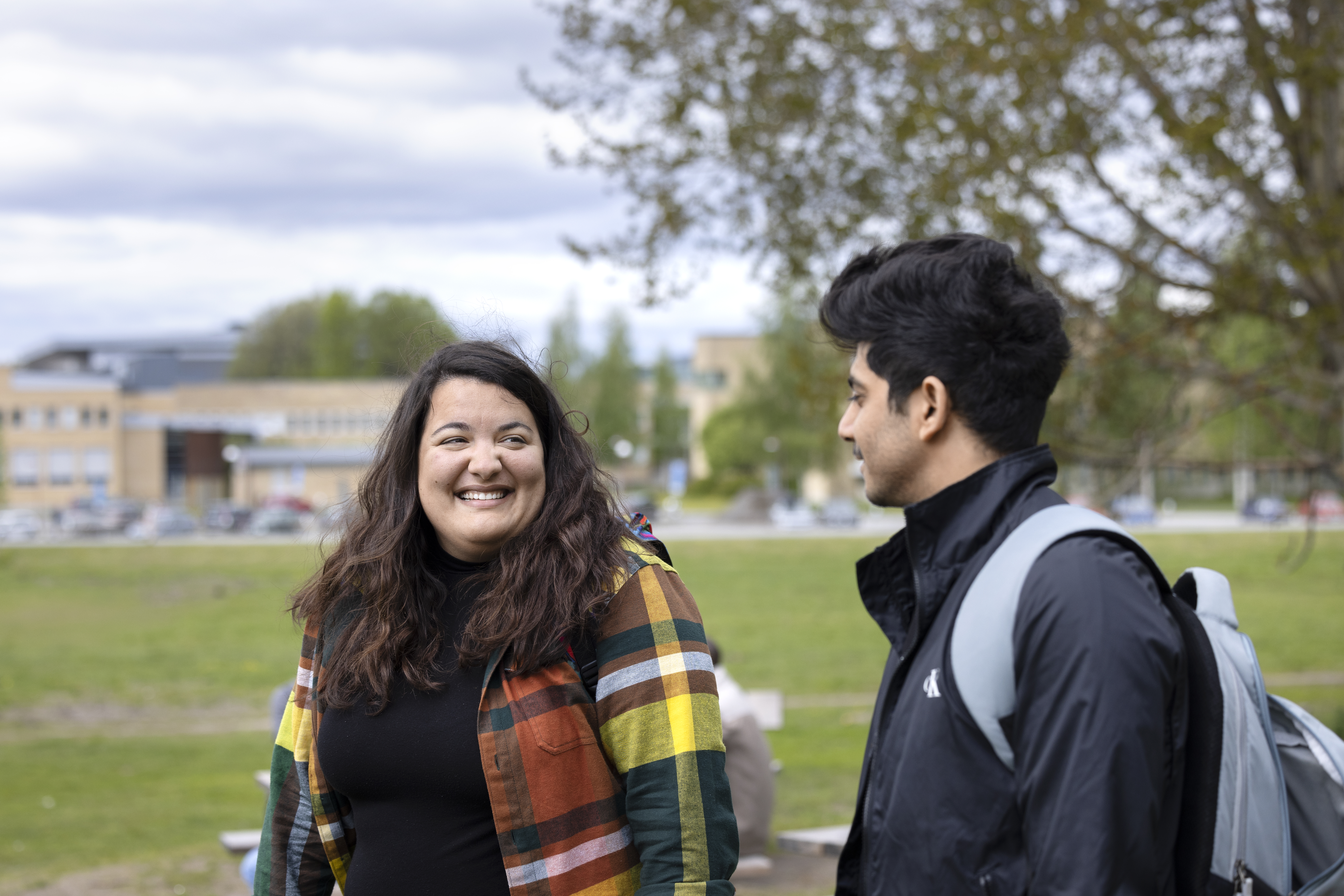 An image of two students at SLU Campus Umeå